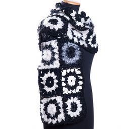 Háčkovaný set čepice šál a rukavice 