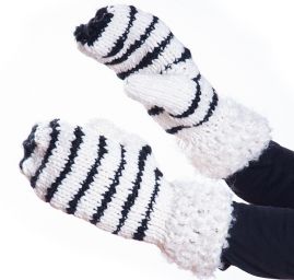 Háčkovaný set čepice šál a rukavice 