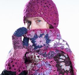 Ručně háčkovaný set čepice šál rukavice