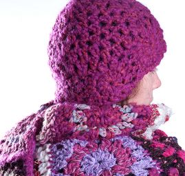 Ručně háčkovaný set čepice šál rukavice