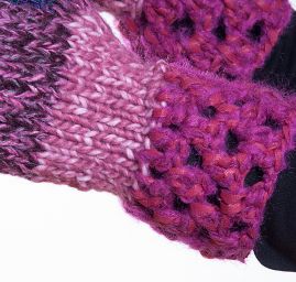 Ručně háčkovaný set čepice šál rukavice