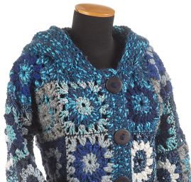 Háčkovaný kabátek modrý melír