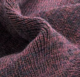 Pletená šála Marlen s melírovými pruhy šedo-červená