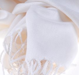 Šála kašmír/hedvábí jemný hladký povrch bílá