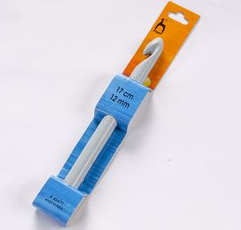 Háček plastový  PONY, vel. 12