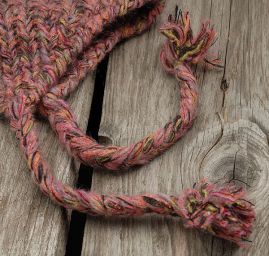 Ručně pletená čepice Marlen "helmička"