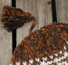 Ručně pletená čepice Marlen "helmička"