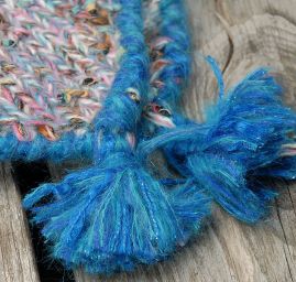 Ručně pletená čepice Marlen "helmička"