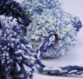 Efektní bambulková šála Marlen modrý melír