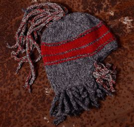 Ručně pletená čepice Marlen "dreďačka"