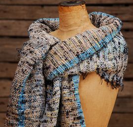 Ručně tkaný pléd Marlen modro-černý melír