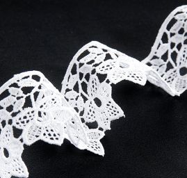 Krajka lem květinový vzor