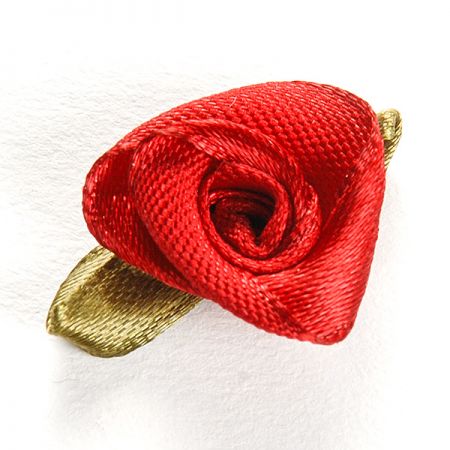 Ružička saténová s lístkom vínová / zelená