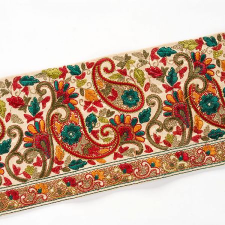Vyšívaná stuha šantung paisley vzor olivová