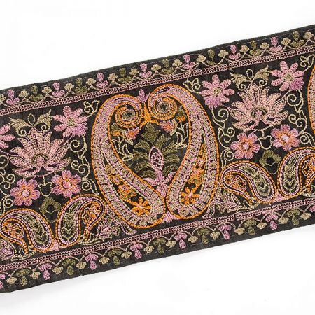 Vyšívaná stuha šantung paisley vzor šedočerná