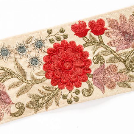 Vyšívaná stuha šantung široká červený květ