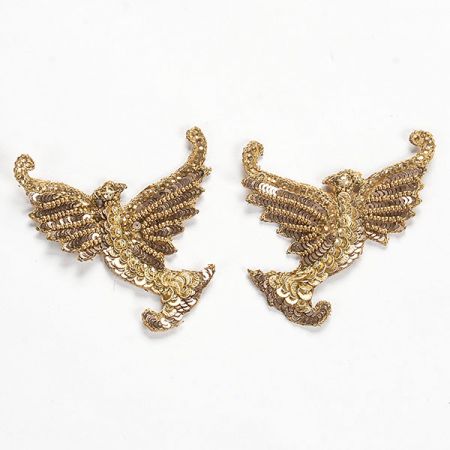 Zvířecí aplikace ptáčci levá pravá zlaté barvy