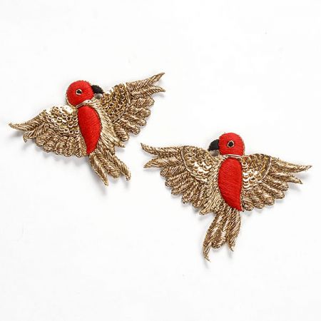 Zvířecí aplikace barevní papoušci červení