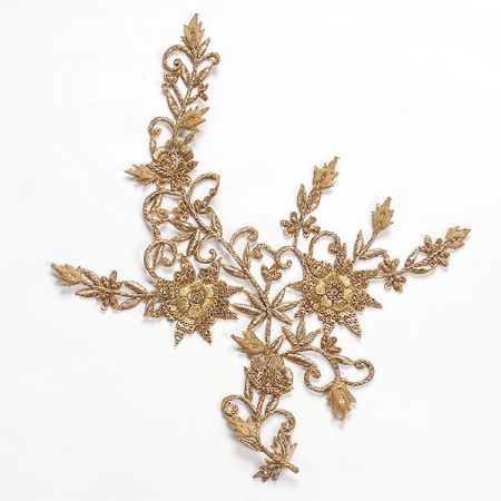 Květinová aplikace s krystaly velká