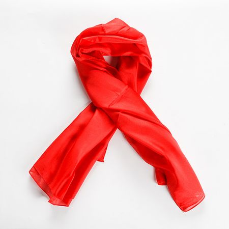 Hedvábný šál jednobarevný červený