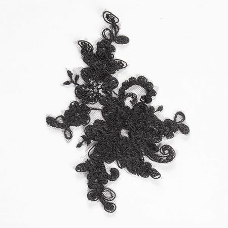 Krajková aplikace středová střední černá