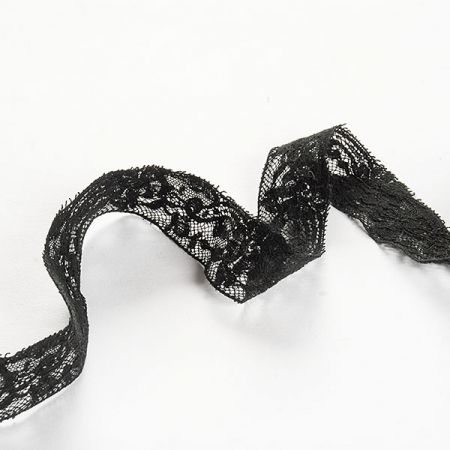 Krajka lem vzdušná na tylu květinový ornament černá