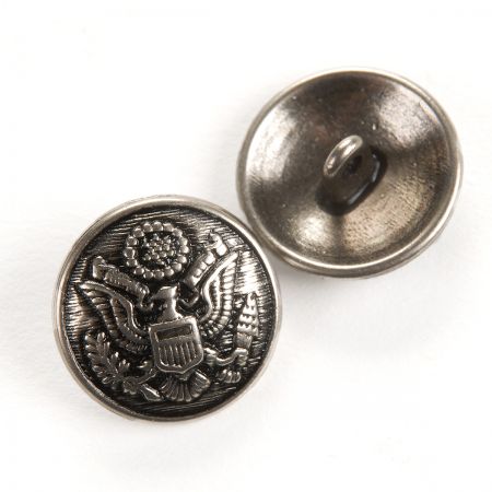 Knoflík kovový půlkulatý 32" nikl antik vzor