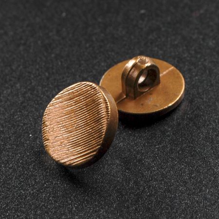 Knoflík kulatý plochý starzlaté barvy s krčkem 20"