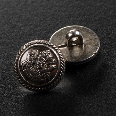 Knoflík plastový půlkulatý drobný vzor 24"