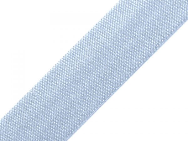 Šikmý proužek saténový zažehlený 18mm sv.modrý