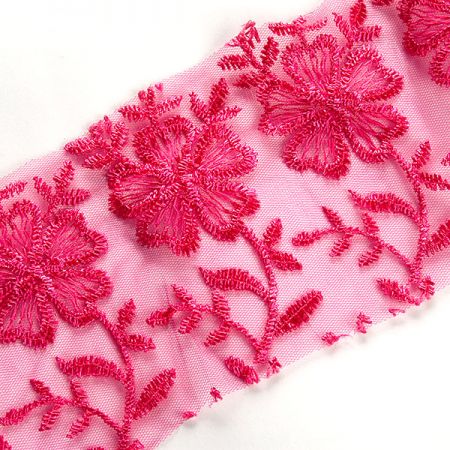 Krajka lemovací na tylu fuchsie II.jakost