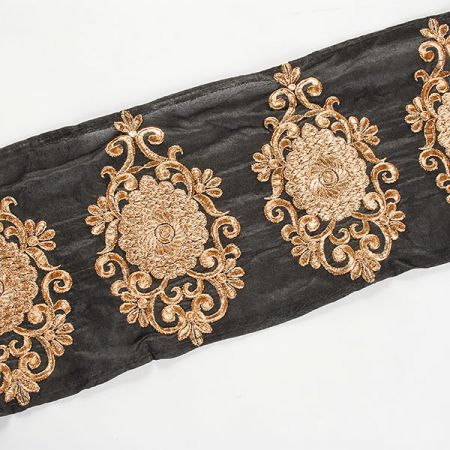 Šantungová stuha velká romantická výšivka zlatá II.jakost