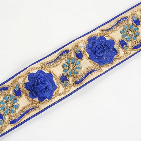 Stuha vyšívaná na šantungu plastický květ tyrkys