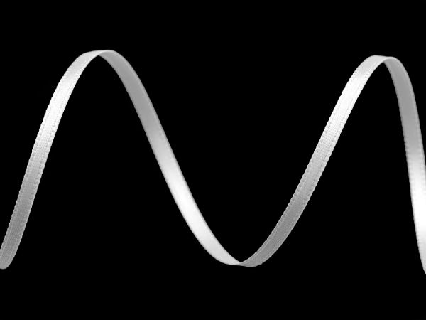Atlasová stuha šíře 3mm bílá
