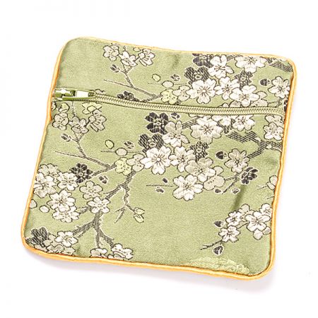 Elegantní brokátová taštčika zelená květy