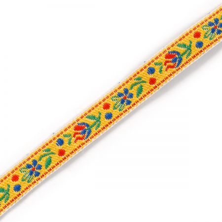 Stuha krojová vyšívaná žlutá jemná 9mm