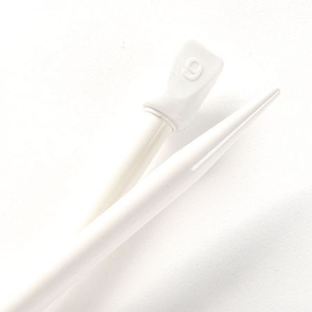 Pletací jehlice rovné kovové HOBI vel. 9