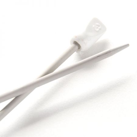 Pletací jehlice rovné kovové HOBI vel. 3