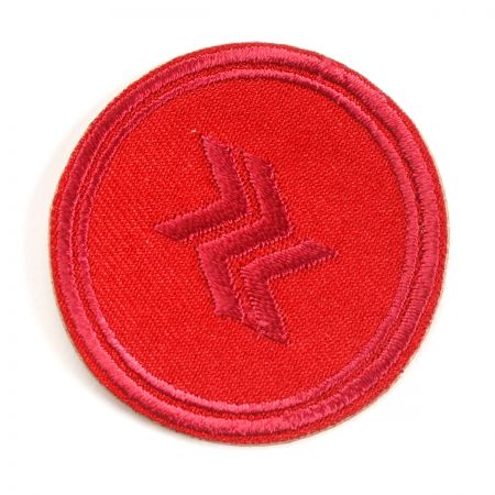 Nažehlovačka/samolepka kruh červená