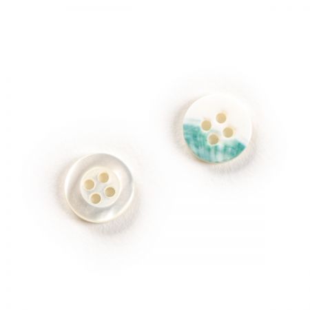 Knoflík perleťový košilový slonová kost 14"