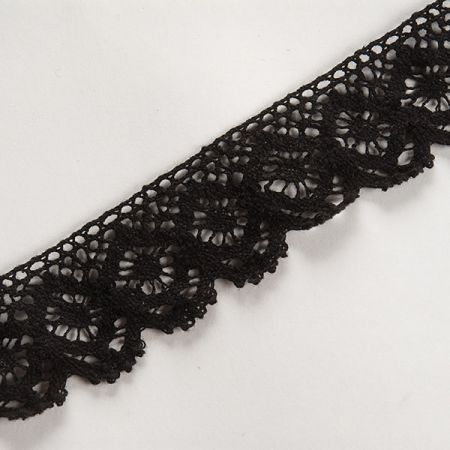 Krajka lem paličkovaná květy černá