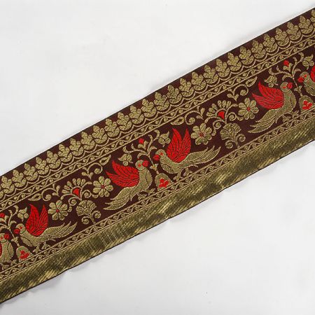 Žakárová porta hnědá vzor ptáčci