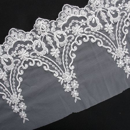 Krajka lem bílá korálky