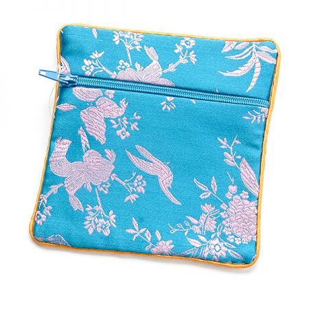 Elegantná brokátová taštička kvety tyrkysová