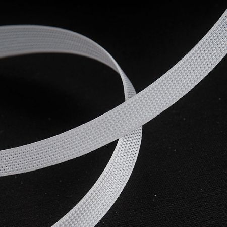 Kostice 12mm plast bílá