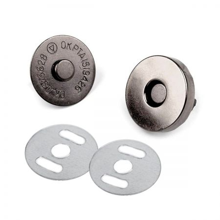 Magnetické zapínání 18 mm NIKL černá