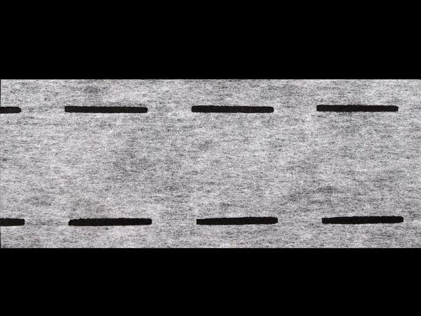 Zažehlovací pásek perforace 10/35/10 bílá