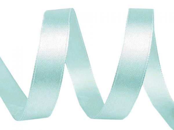 Atlasová stuha 17mm světle modré barvy