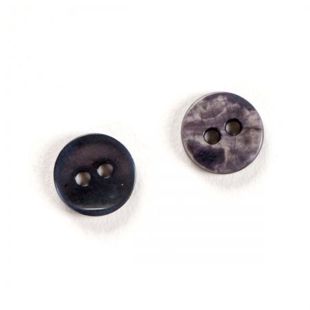 Knoflík perleťový dvoudírkový modročený malý