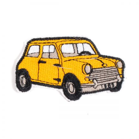 Nažehlovačka auto žlutá